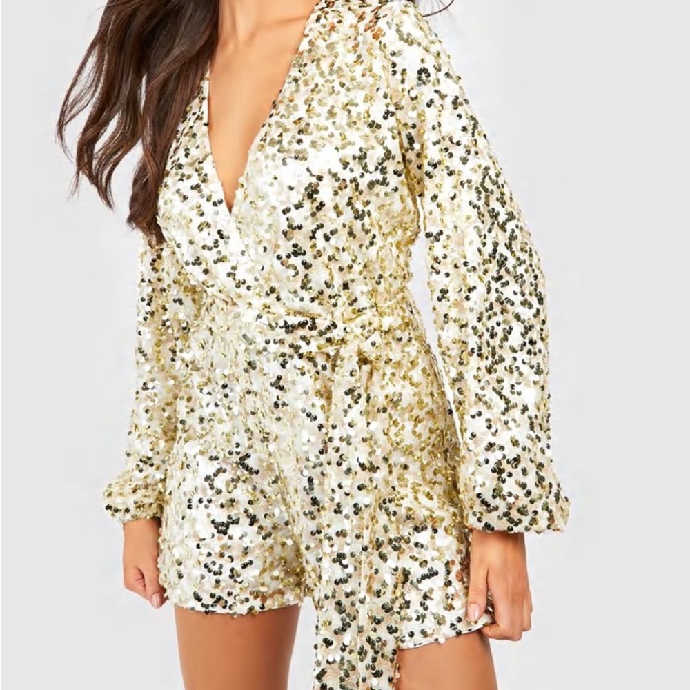 Boohoo Gold belted sequin romper size 6